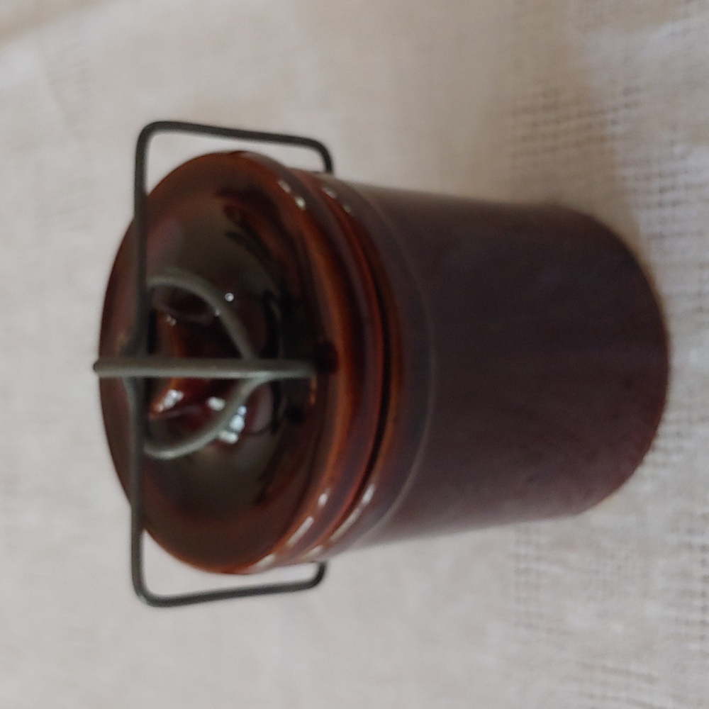 Vintage Stoneware Country Crock - Picture 4 of 16